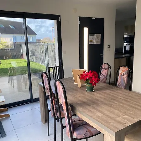 Holiday home Maison Lumineuse Proche *